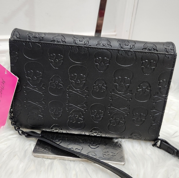 🔹️Betsey Johnson🔹️ black Skull Crossbody Bag XOTANYA - Picture 7 of 8